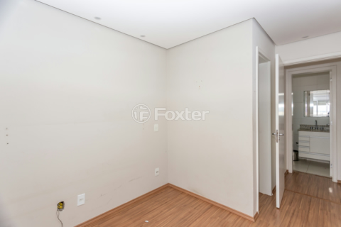 Image 30 - 860956
