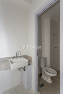 Image 17 - 861433