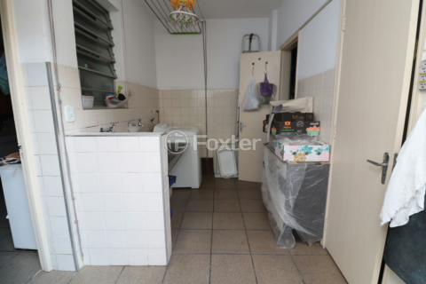 Image 7 - 862199