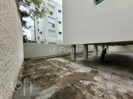 Image 10 - 862245