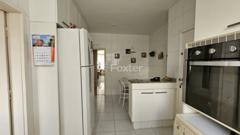 Image 6 - 862460