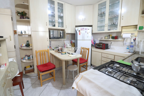 Image 7 - 862715