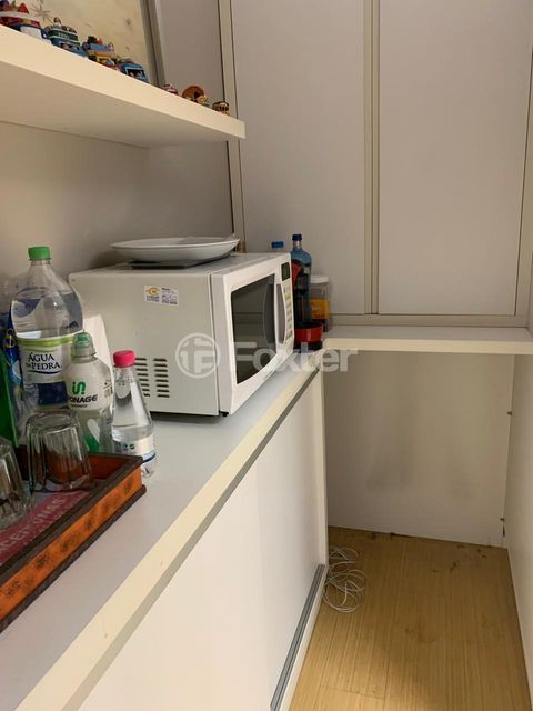 Image 3 - 862841