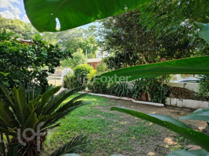 Image 4 - 862947