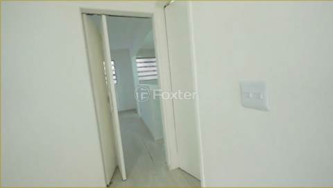 Image 7 - 862994