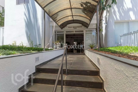 Image 25 - 863039