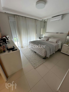 Image 7 - 863077