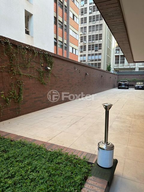 Image 7 - 863201