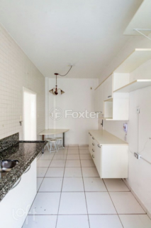 Image 8 - 863276