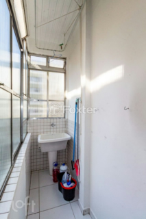 Image 9 - 863276