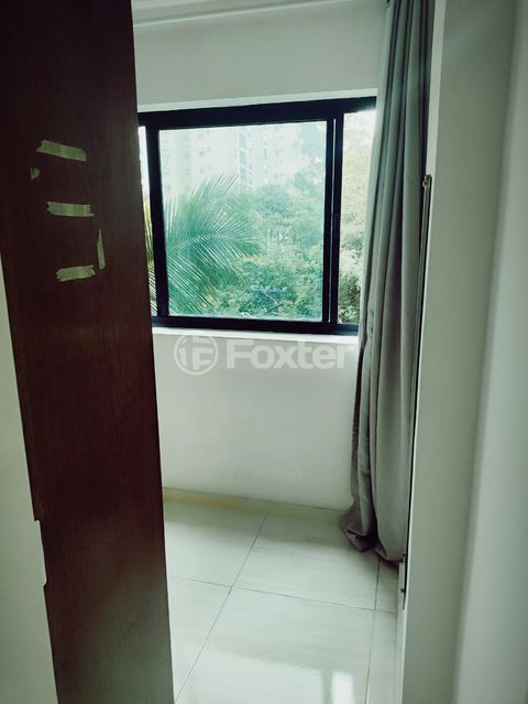 Image 4 - 863545