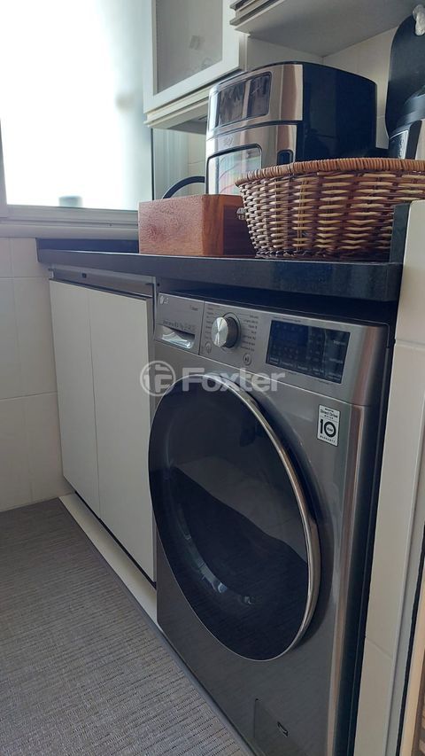 Image 20 - 863604