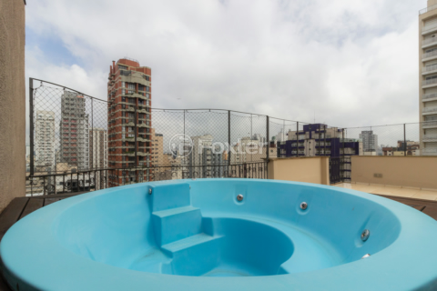 Image 6 - 863627