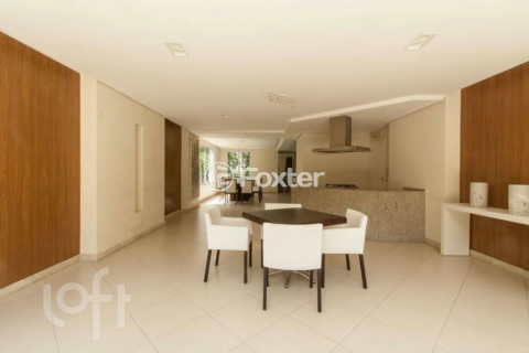 Image 21 - 863669