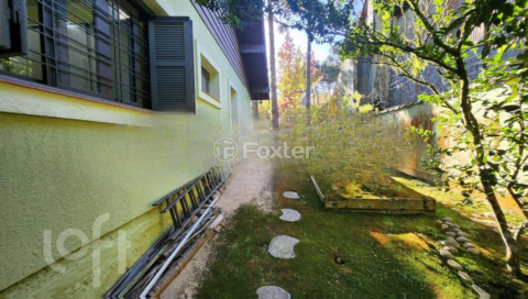 Image 9 - 863716