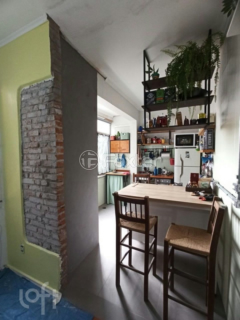 Image 10 - 863952