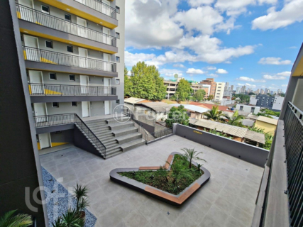 Image 10 - 864088