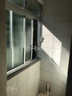 Image 4 - 864282