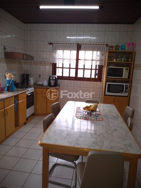 Image 8 - 864310