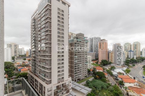 Image 31 - 864365