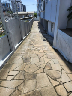 Image 4 - 864539