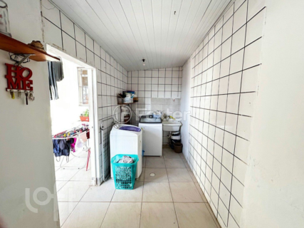 Image 7 - 864681