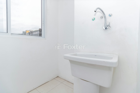 Image 9 - 864732