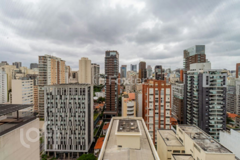Image 9 - 864750