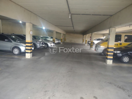 Image 8 - 865003