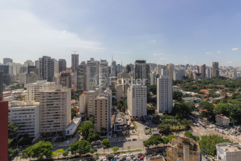 Image 7 - 865105