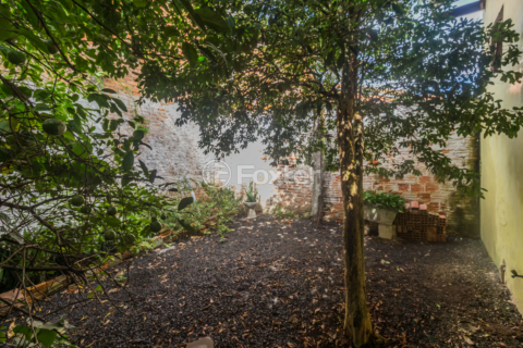 Image 27 - 865178
