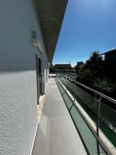 Image 11 - 865317
