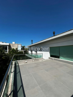 Image 8 - 865317