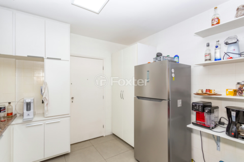 Image 36 - 865356