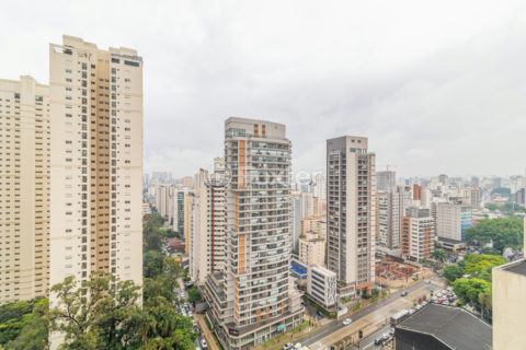 Image 4 - 865356