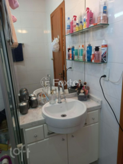 Image 12 - 865559
