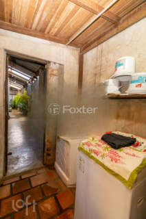 Image 38 - 865570