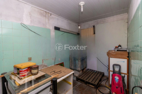 Image 33 - 865570