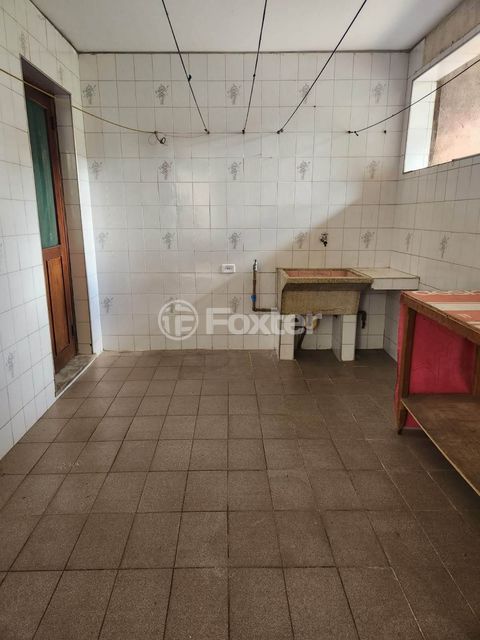 Image 9 - 865600