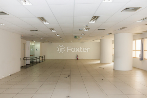 Image 8 - 865628