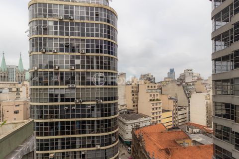 Image 35 - 865645