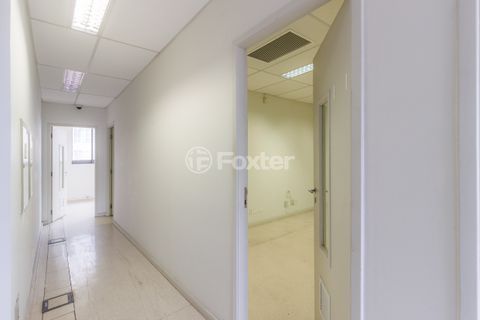 Image 37 - 865645