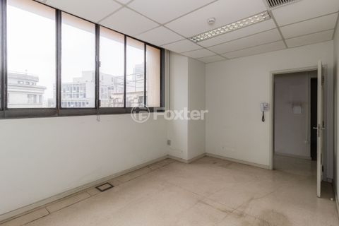 Image 39 - 865645