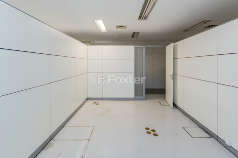 Image 23 - 865666