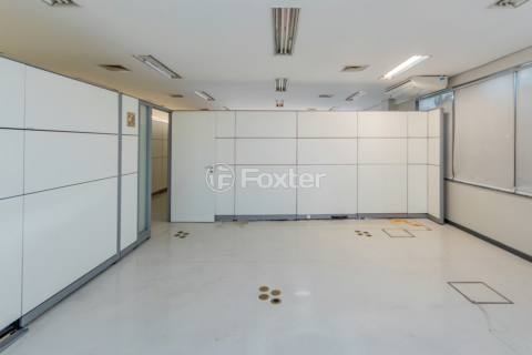 Image 26 - 865666