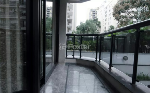 Image 19 - 865672