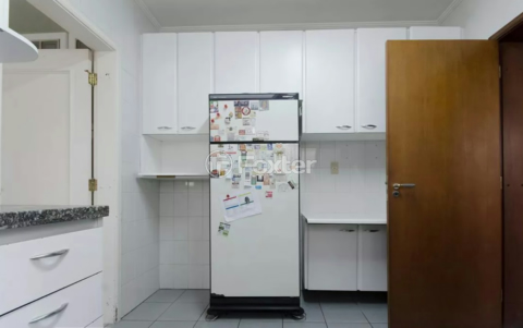 Image 7 - 865672