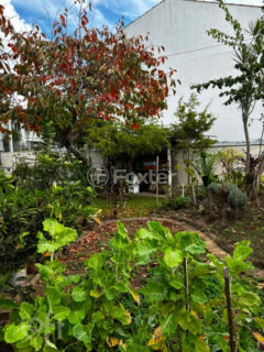 Image 19 - 865678