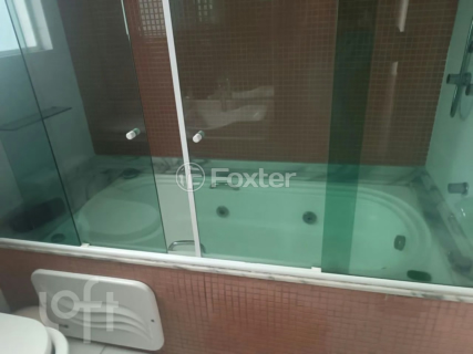 Image 9 - 865800