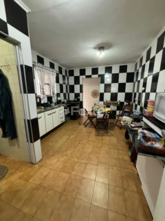 Image 1 - 865861
